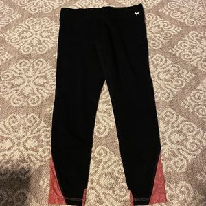 VS Pink leggings